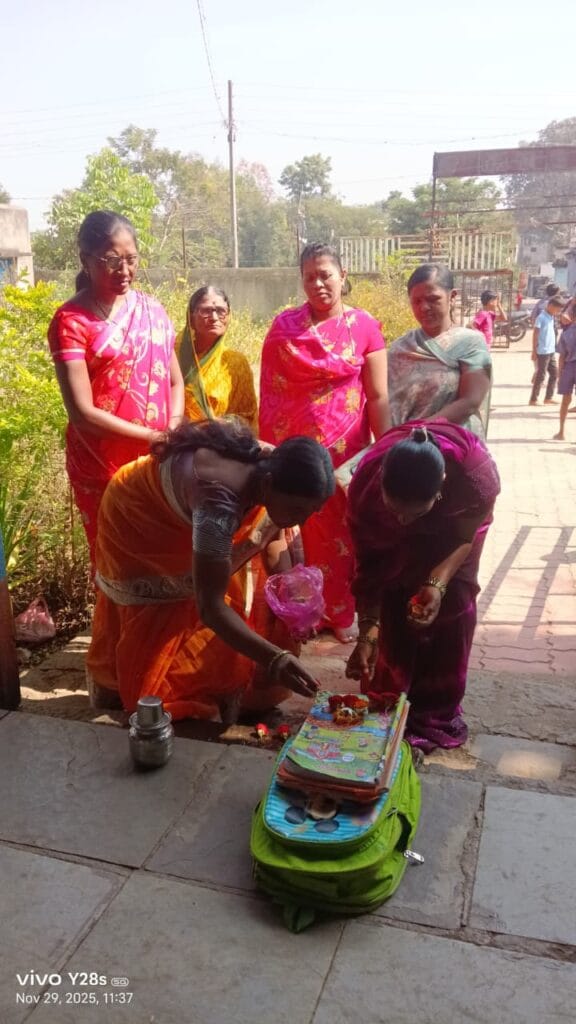 मराठी शाळा बचाव